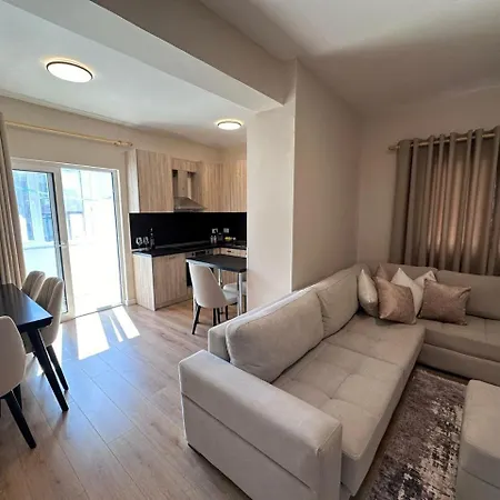 Ledia's Apartamento *