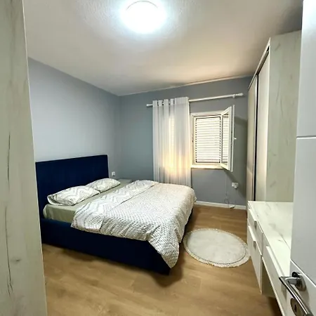 Apartamento Ledia's Tirana